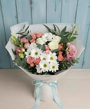 Букет цветов из:  Розы, Лизиантусы и Хризантемы в Товарково