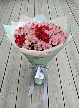 Букет цветов из:  Альстромерии в Товарково