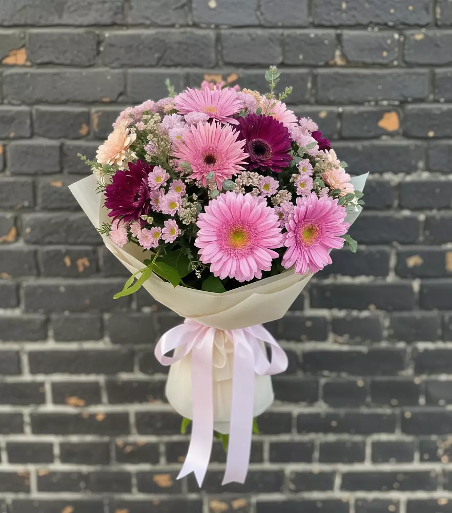 Букет цветов из: Герберы и Хризантемы в Товарково