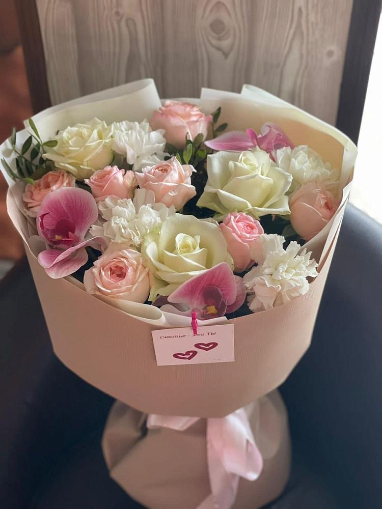 Букет цветов из: Орхидеи, Розы и Гвоздики в Товарково