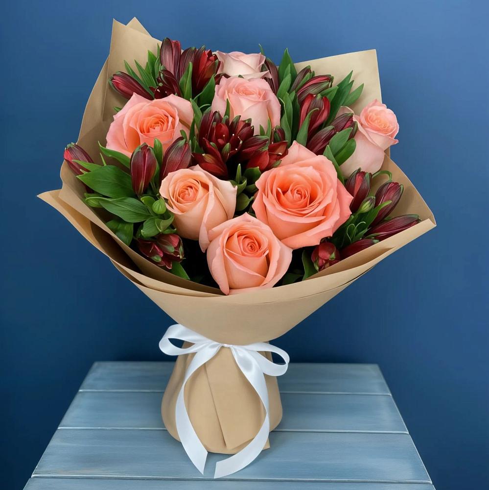 Букет цветов из: Розы и Альстромерии в Товарково