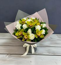 Букет цветов из:  Орхидеи и Розы в Товарково