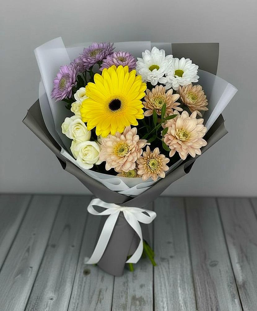 Букет цветов из: Розы, Герберы и Хризантемы в Товарково