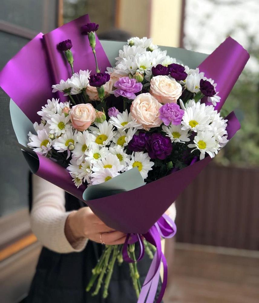 Букет цветов из: Хризантемы, Гвоздики и Розы в Товарково
