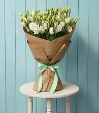 Букет цветов из:  Лизиантусы в Товарково