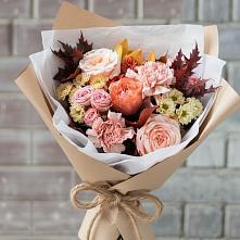 Букет цветов из:  Гвоздики, Хризантемы и Розы в Товарково