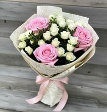 Букет цветов из:  Розы в Товарково