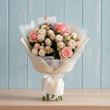 Букет цветов из:  Розы в Товарково