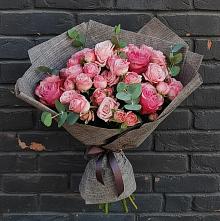 Букет цветов из:  Розы в Товарково
