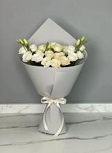 Букет цветов из:  Розы и Лизиантусы в Товарково